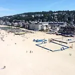 Le Logis Des Roches Noires, Vue Mer, Parking Privatif شقة
