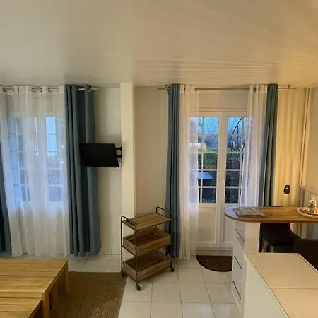 Apartment Le Logis Des Roches Noires, Vue *