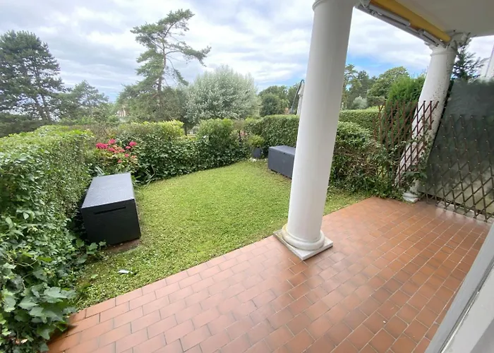 Le Logis Des Roches Noires, Vue Apartment