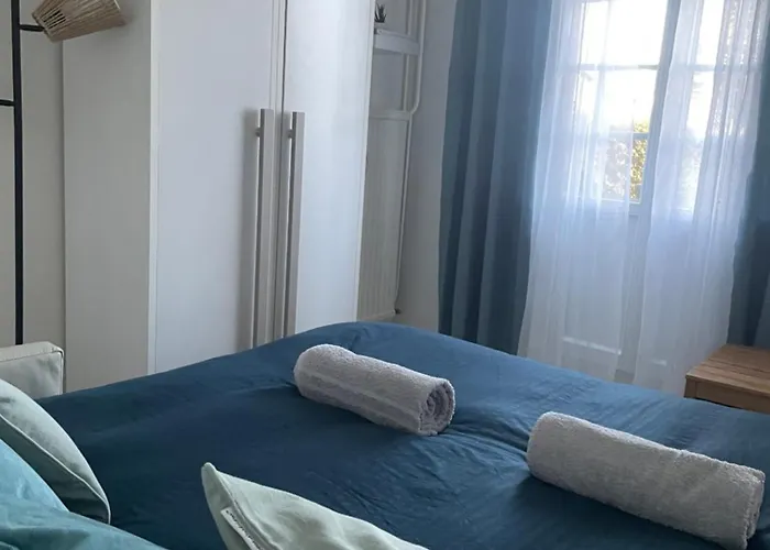 Le Logis Des Roches Noires, Vue Trouville-sur-Mer