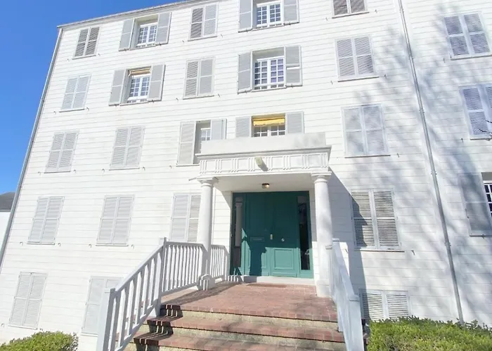 Le Logis Des Roches Noires, Vue Apartment *